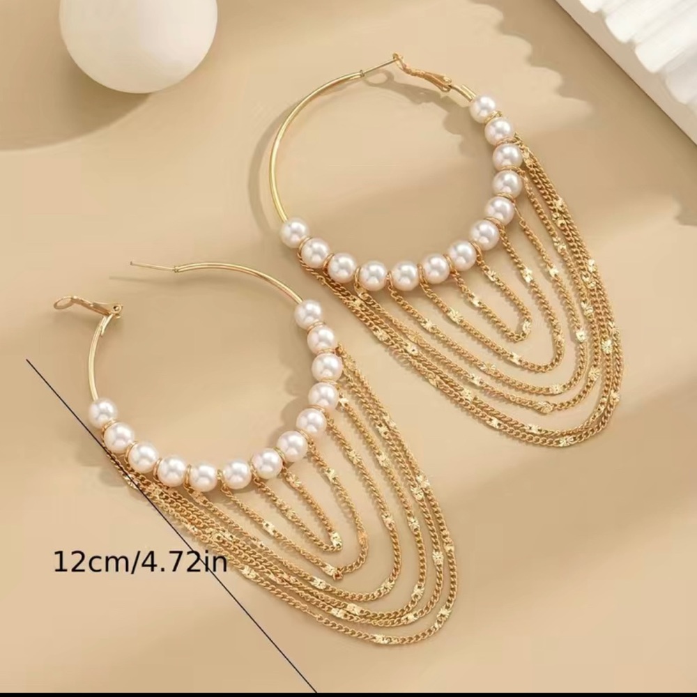 NWT Pearl golden chain hoop earrings NIP - Picture 3 of 3
